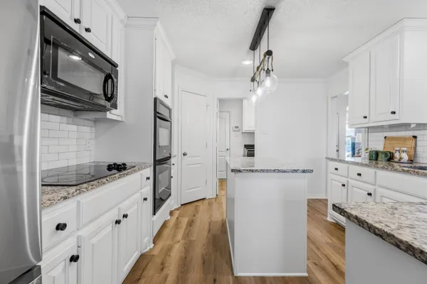 $407,500 | 6120 77th Street, Lubbock, TX 79424