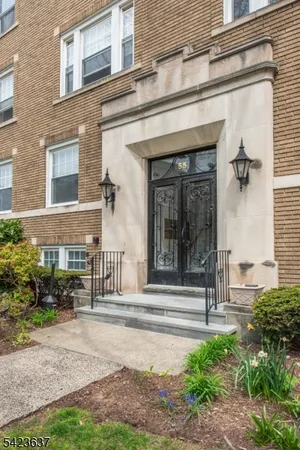 $325,000 | 55 Park Avenue, Unit 26, Bloomfield, NJ 07003