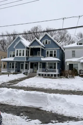 $289,900 | 18.5 Dudley Heights, Albany, NY 12210