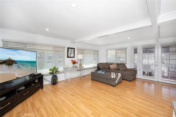 $225,000 | 6229 East Golden Sands Drive, Unit 193, Long Beach, CA 90803