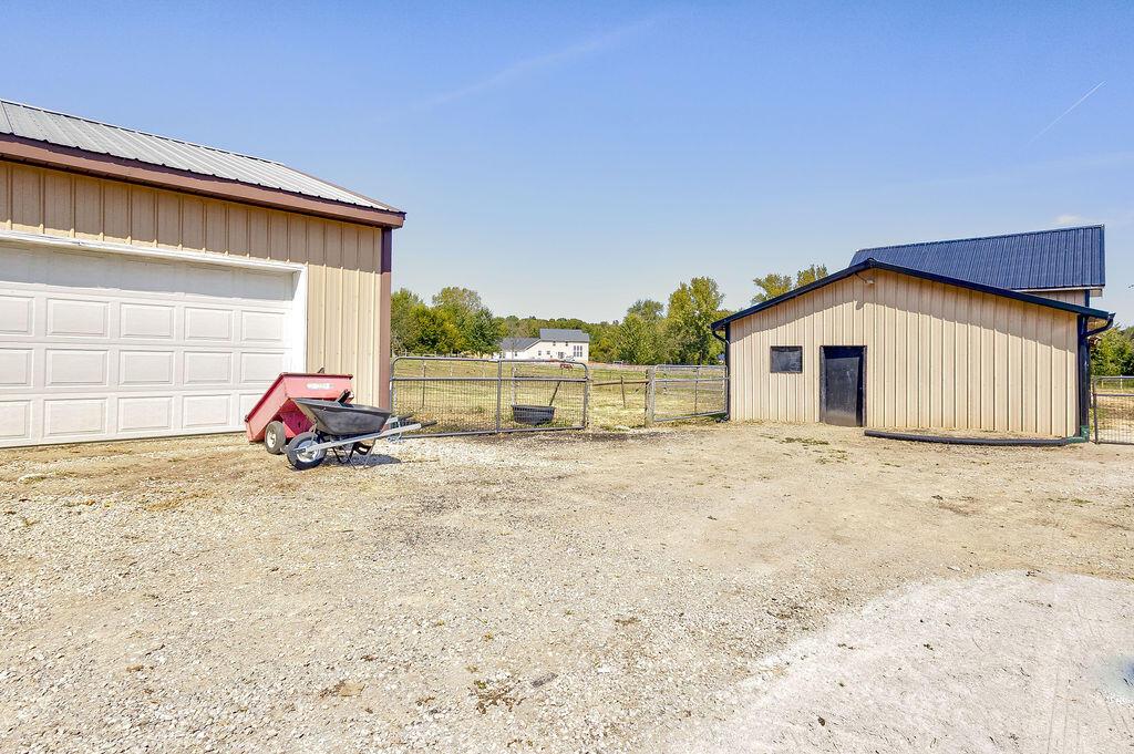 6949 Ramey Road Centerburg, OH 43011 - Photo 36 of 50 1-46