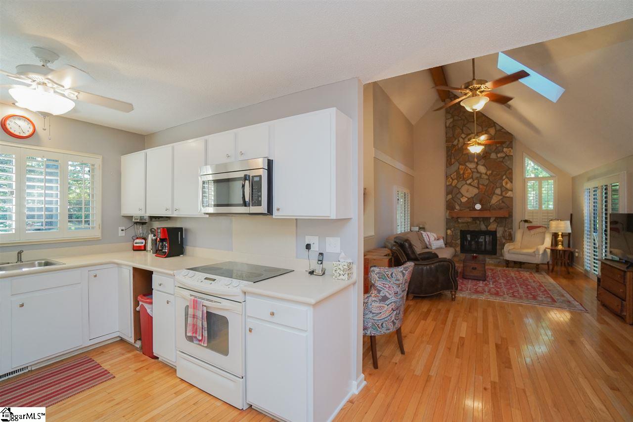 100 Stallings Road, Unit D13 Taylors, SC 29687 - Photo 14 of 30 Gallery Image 14