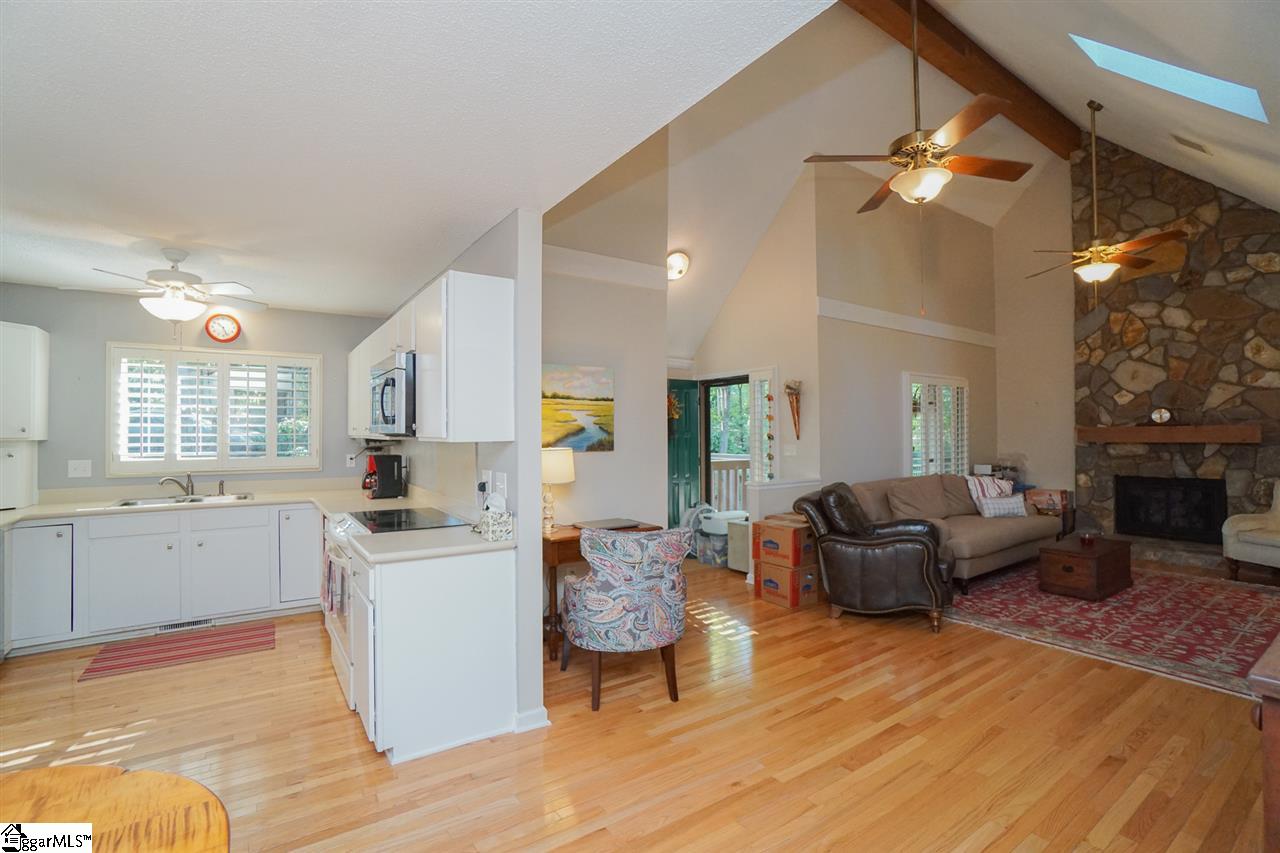 100 Stallings Road, Unit D13 Taylors, SC 29687 - Photo 15 of 30 Gallery Image 15