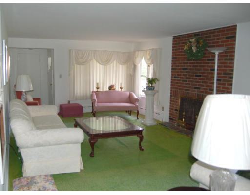 19 West Road Ashby, MA 01431 - Photo 5 of 9