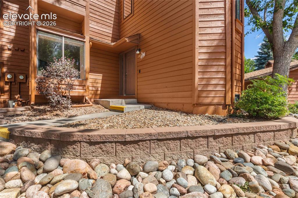 4739 Daybreak Circle Colorado Springs, CO 80917 - Photo 9 of 32