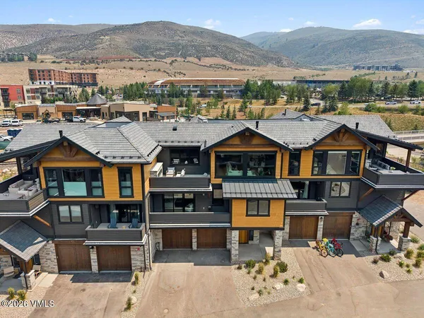 $2,995,000 | 204 Goldfinch Lane, Unit 1B, Avon, CO 81620