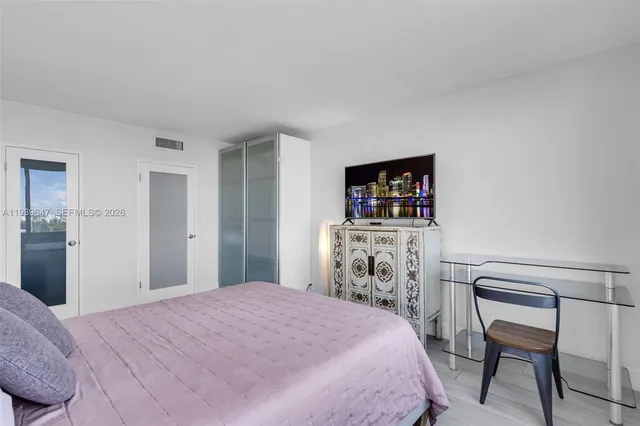 $3,100 | 1200 West Avenue, Unit 910, Miami Beach, FL 33139