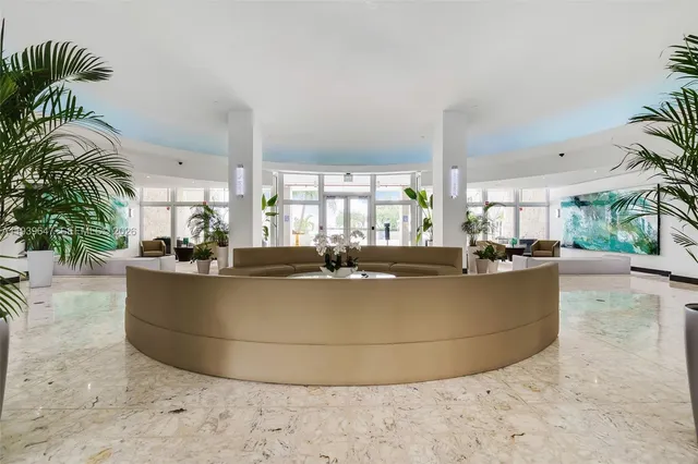 $3,100 | 1200 West Avenue, Unit 910, Miami Beach, FL 33139
