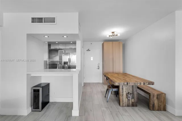 $3,100 | 1200 West Avenue, Unit 910, Miami Beach, FL 33139