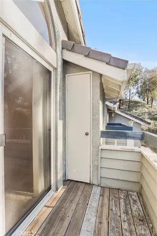 a view of street with large building