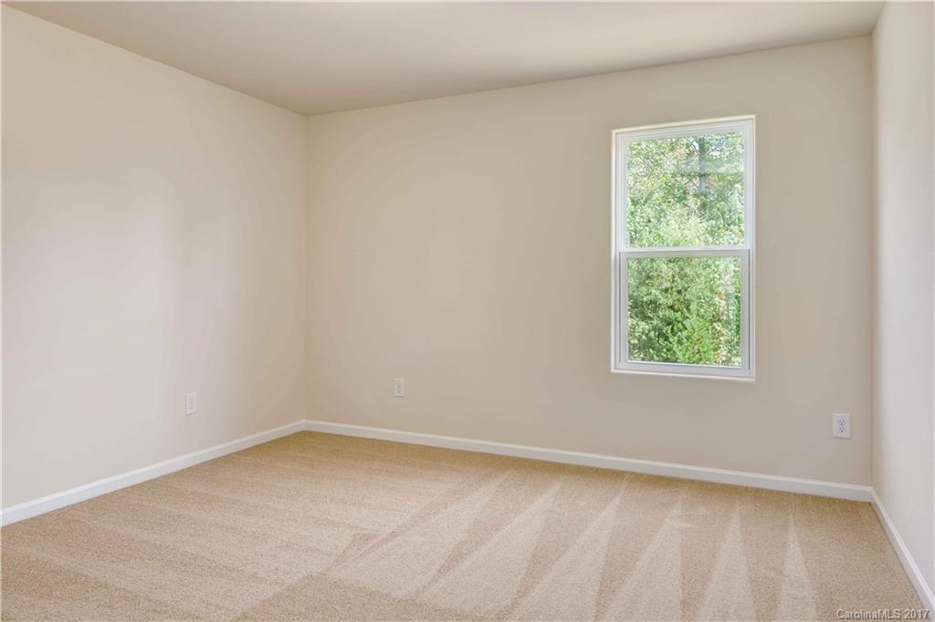 9630 Weikert Road Charlotte, NC 28215 - Photo 11 of 13 Gallery Image 11