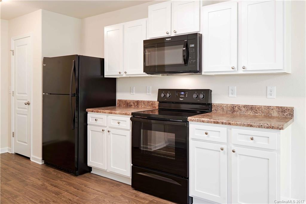 9630 Weikert Road Charlotte, NC 28215 - Photo 3 of 13 Gallery Image 3