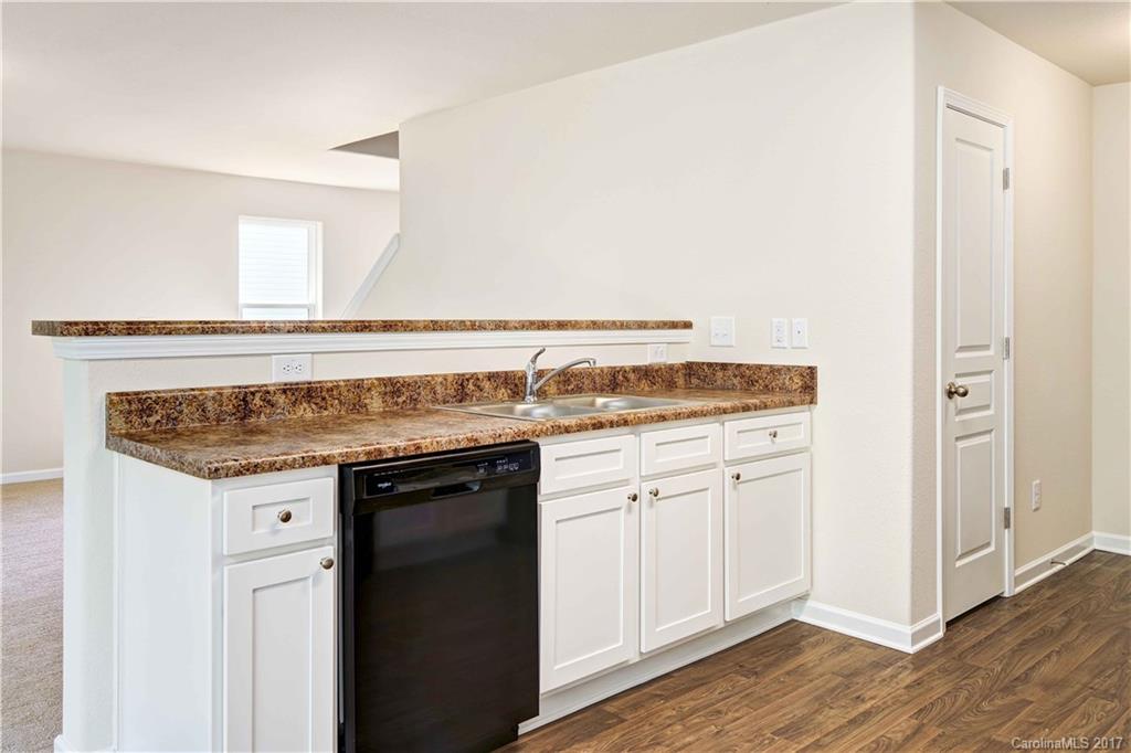 9630 Weikert Road Charlotte, NC 28215 - Photo 4 of 13 Gallery Image 4