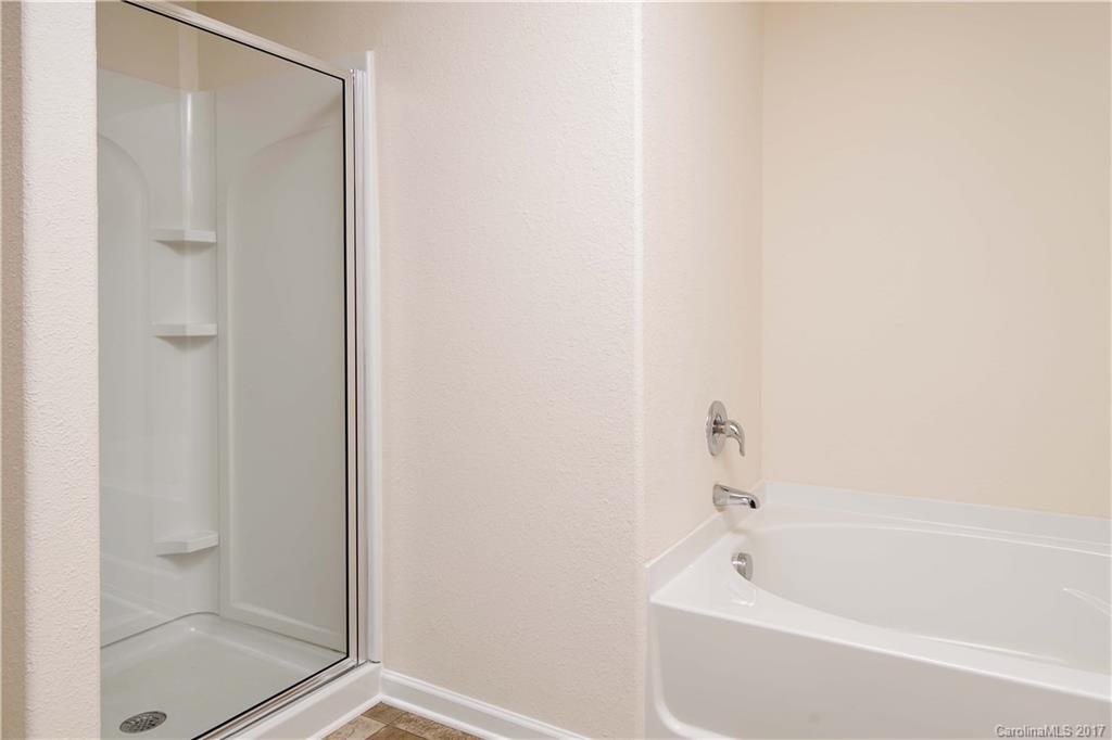 9630 Weikert Road Charlotte, NC 28215 - Photo 10 of 13 Gallery Image 10
