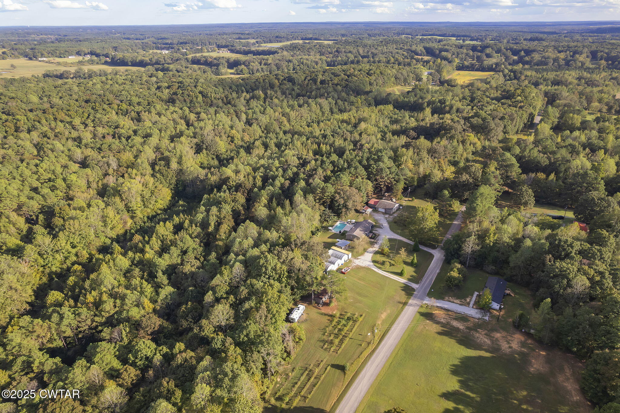 2735 Blue Goose Road Huron, TN 38345 - Photo 30 of 51 view of city and mountain