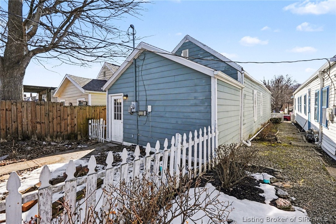 920 West Main Street Madison, IN 47250 - Photo 23 of 25