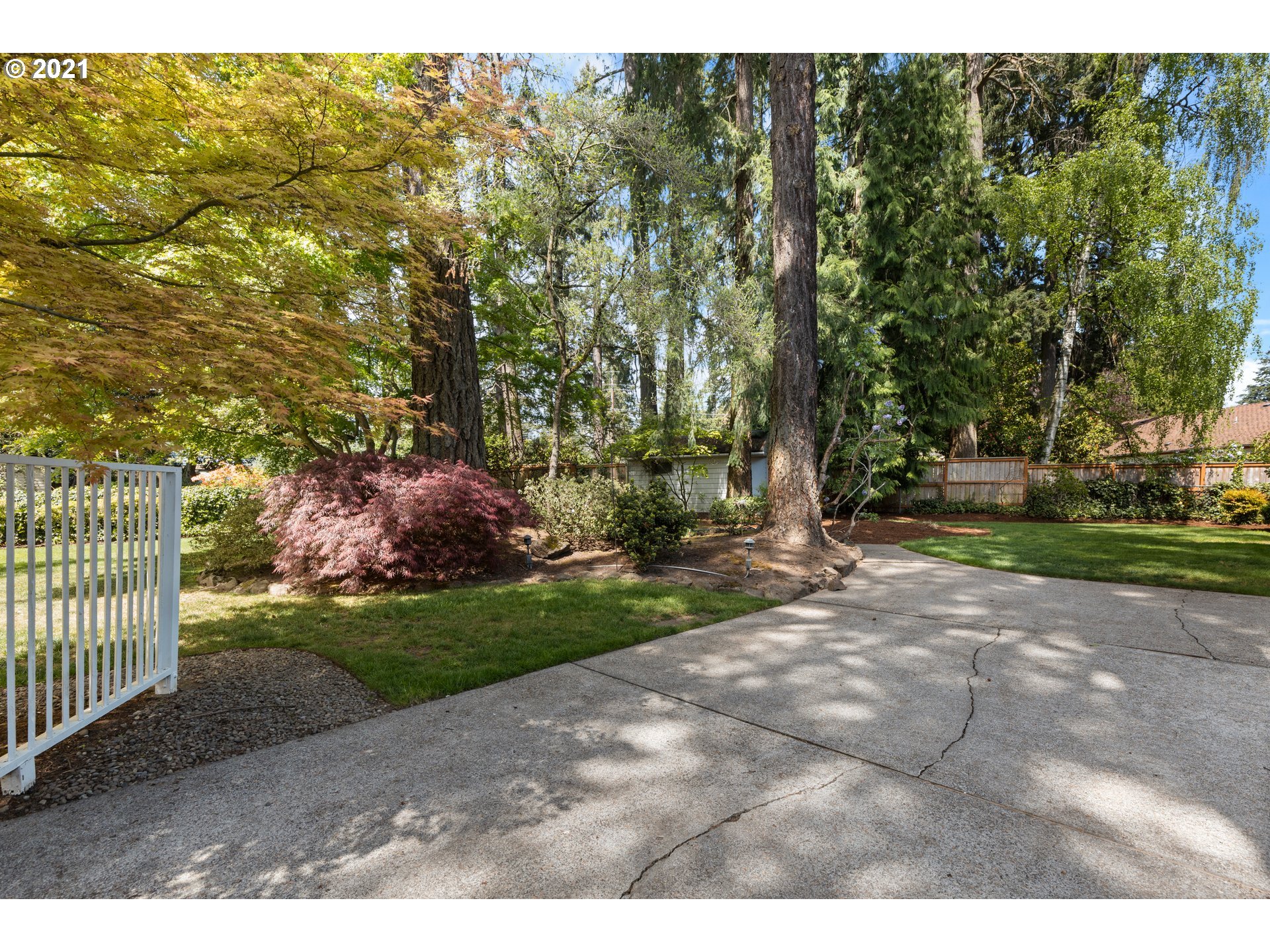 491 Country Club Road Lake Oswego, OR 97034 - Photo 22 of 26 Gallery Image 22