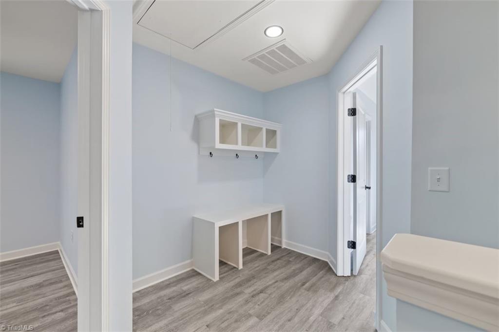 527 Amos Street High Point, NC 27260 - Photo 17 of 31