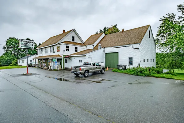 $400,000 | 161-163 Main Street, Hope, ME 04847