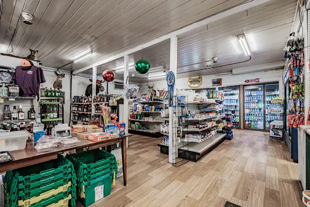 $400,000 | 161-163 Main Street, Hope, ME 04847