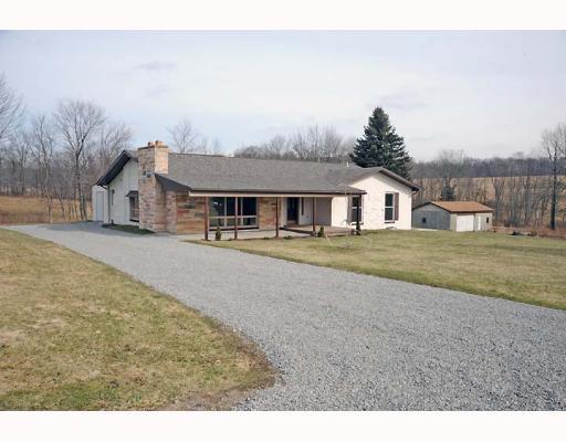 222 Carlisle Road Pulaski, PA 16143 - Photo 1 of 17 Exterior Front.