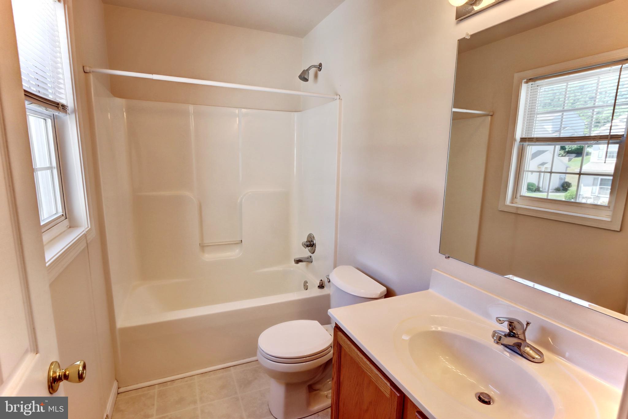 123 Oaklea Road Harrisburg, PA 17110 - Photo 12 of 17 Gallery Image 12