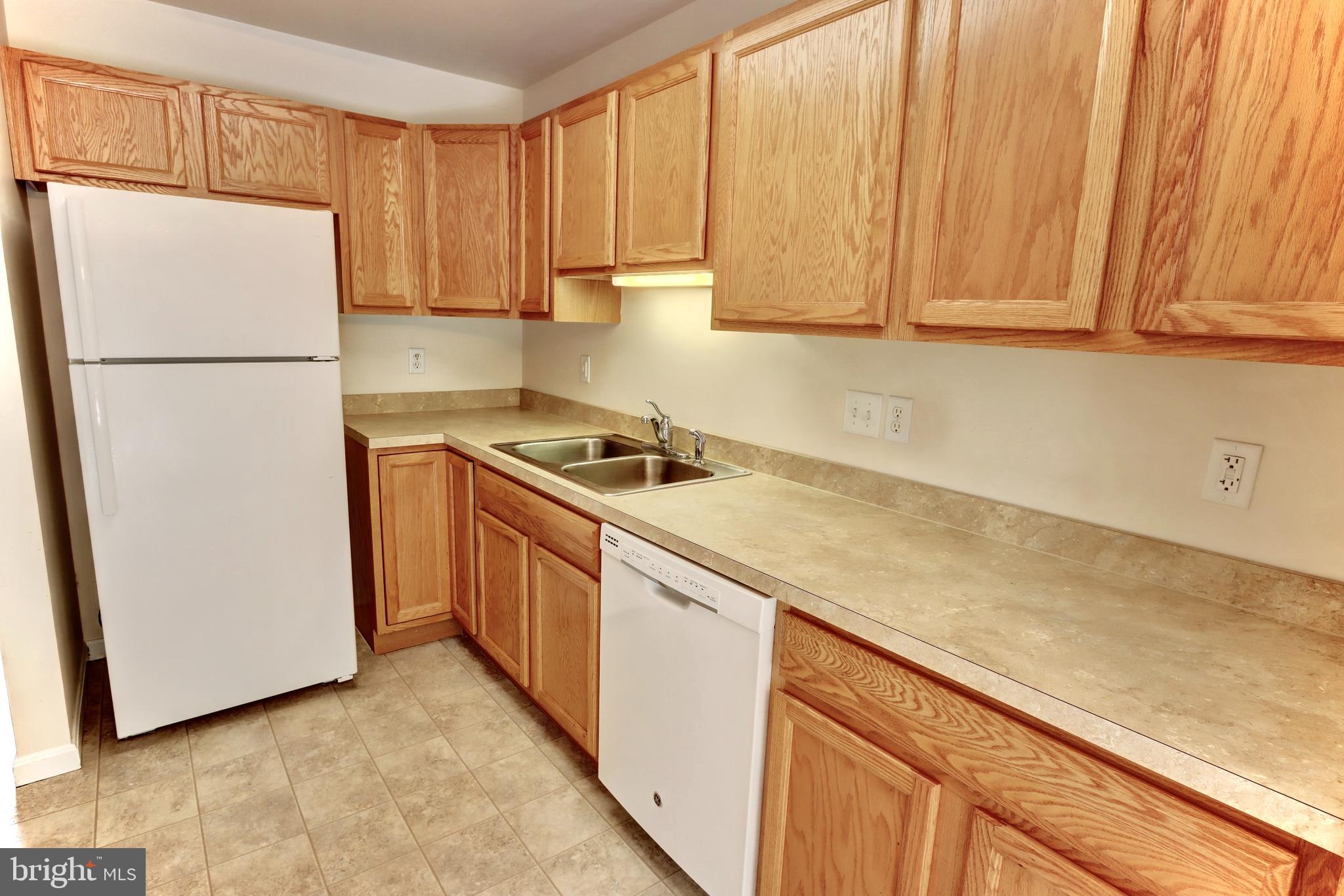 123 Oaklea Road Harrisburg, PA 17110 - Photo 5 of 17 Gallery Image 5
