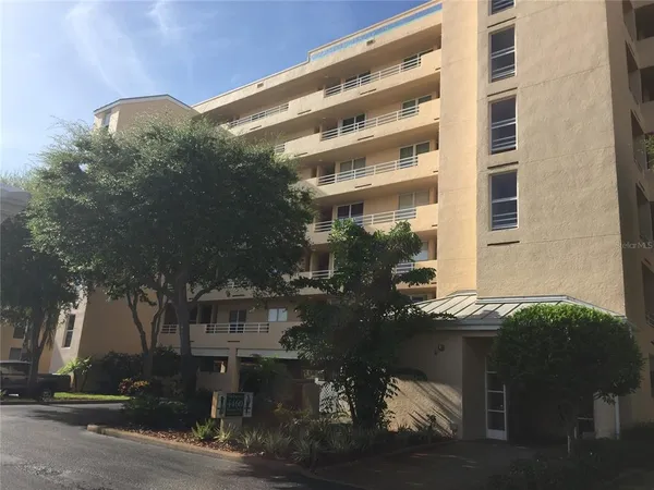 $1,900 | 4460 Fairways Boulevard, Unit 104, Bradenton, FL 34209