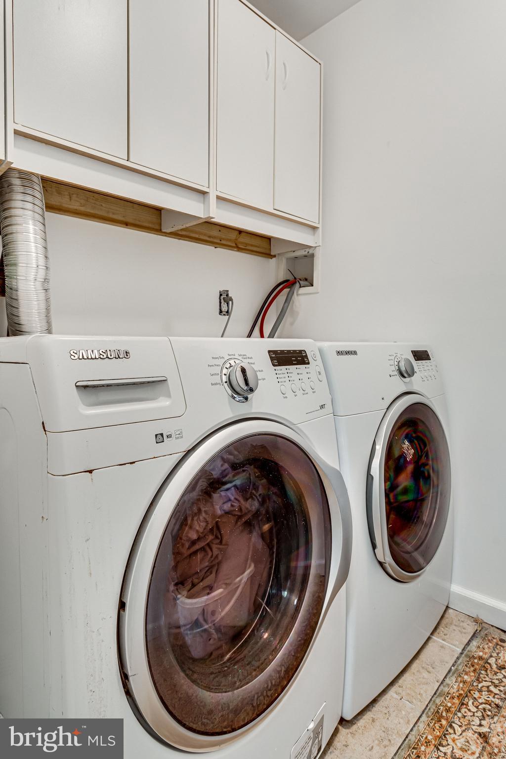 5503 Avon Court Springfield, VA 22151 - Photo 29 of 63 Laundry on main level