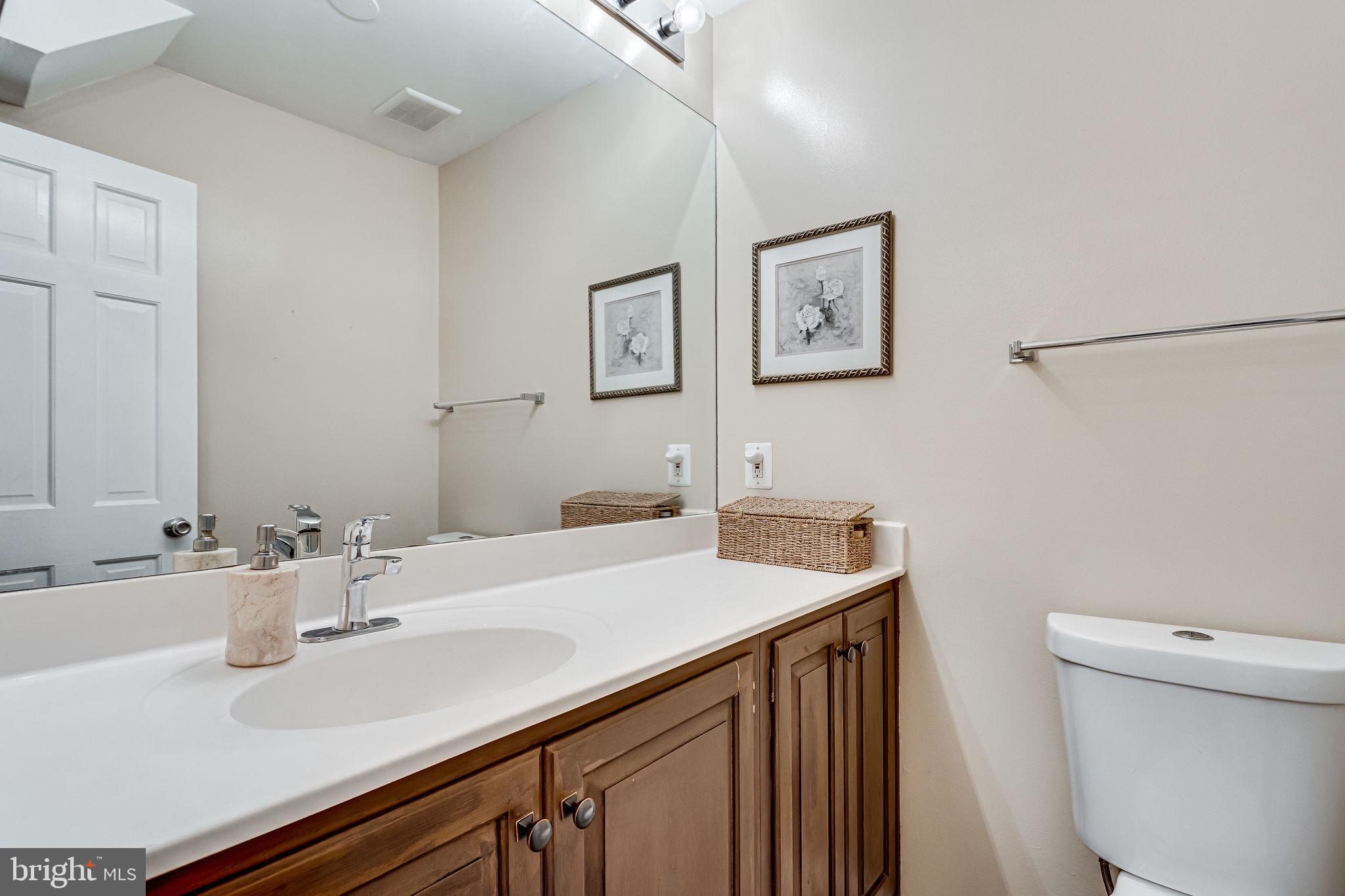5503 Avon Court Springfield, VA 22151 - Photo 30 of 63 Half bath on main
