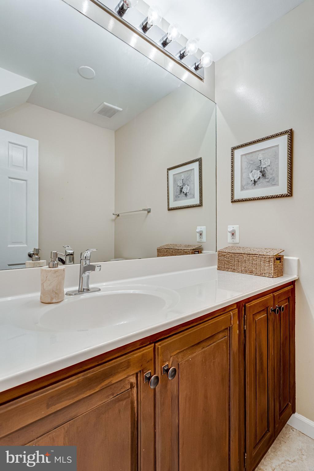5503 Avon Court Springfield, VA 22151 - Photo 31 of 63 Perfect for guests
