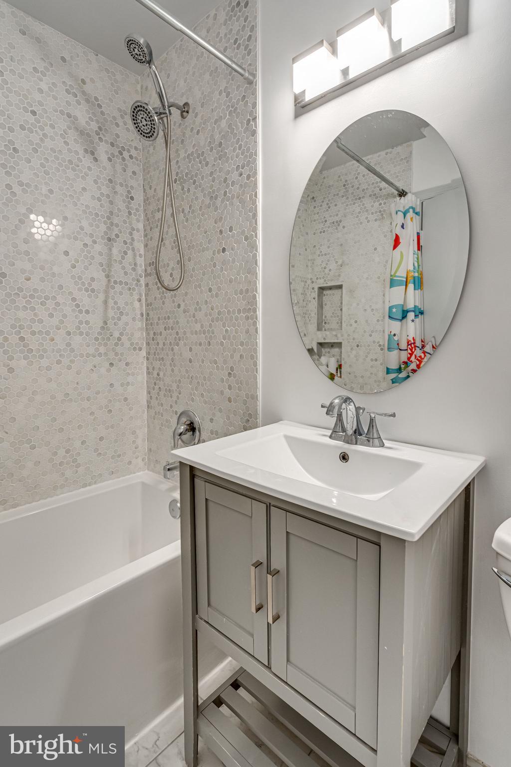 5503 Avon Court Springfield, VA 22151 - Photo 41 of 63 Nice space!