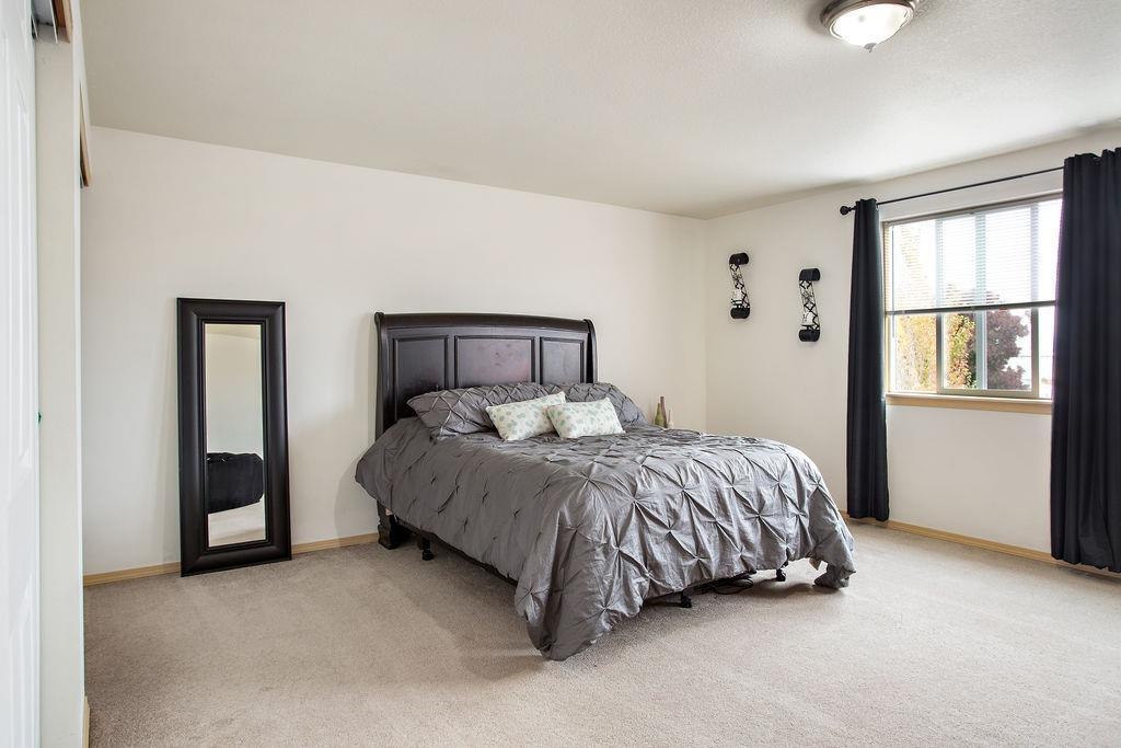 2102 Delta Waters Road Medford, OR 97504 - Photo 17 of 35 Additional Photo