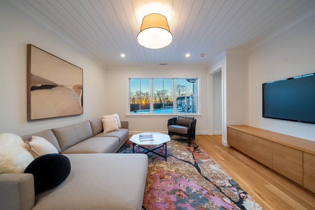 10 Common Court Lexington, MA 02421 - Photo 30 of 42