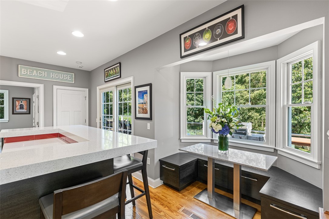 19 No Bottom Ridge Road Westerly, RI 02891 - Photo 15 of 44 Breakfast Nook
