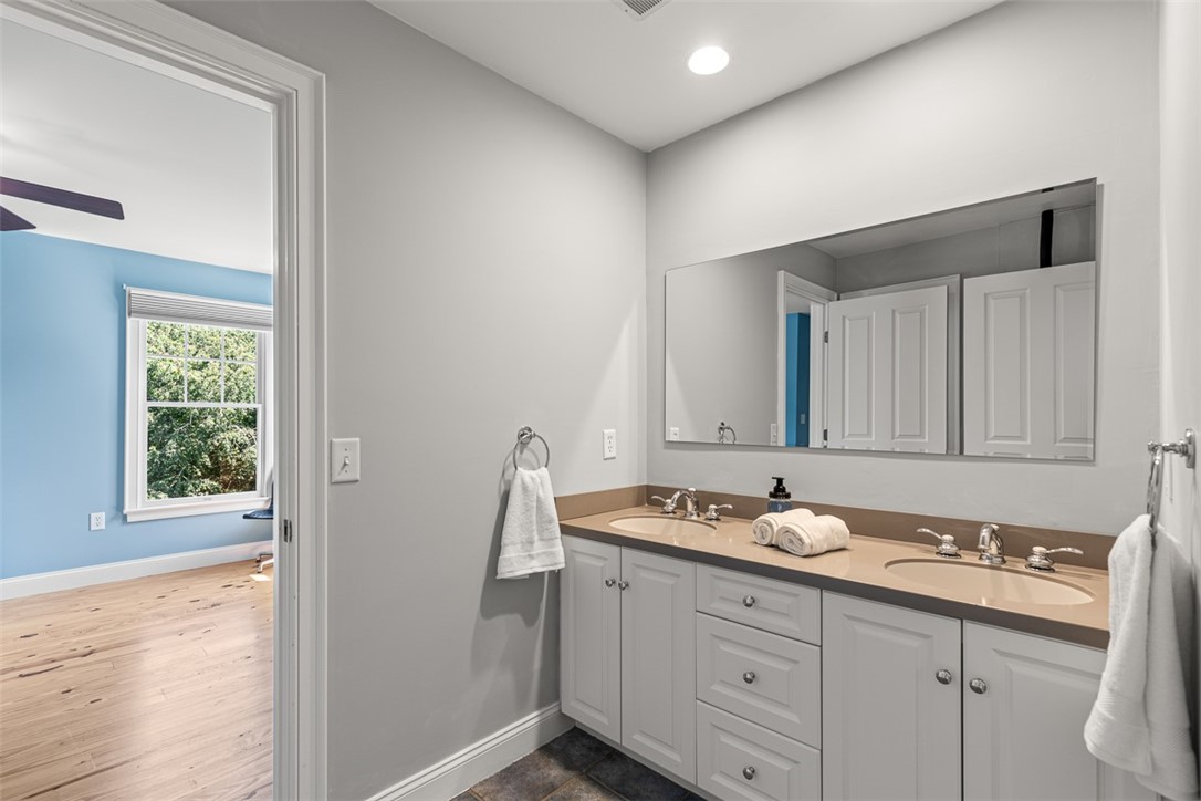 19 No Bottom Ridge Road Westerly, RI 02891 - Photo 29 of 44 Adjoining Full Bath (Bedrooms 3&4)