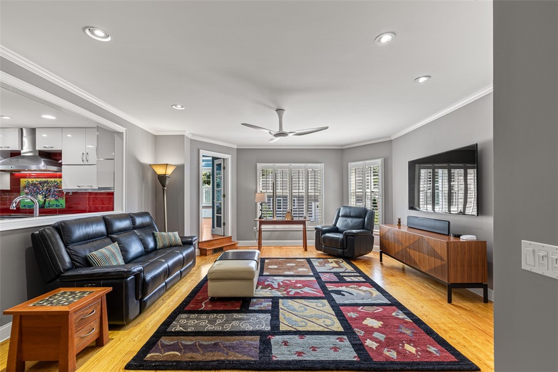 19 No Bottom Ridge Road Westerly, RI 02891 - Photo 7 of 44 Living Room