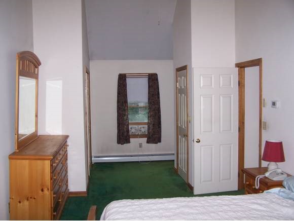5 Tuxbury Road Plaistow, NH 03865 - Photo 11 of 16 Gallery Image 11
