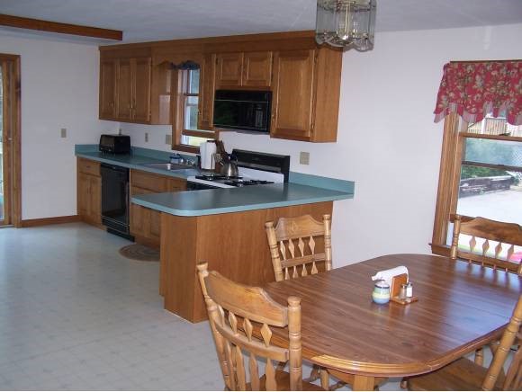 5 Tuxbury Road Plaistow, NH 03865 - Photo 5 of 16 Gallery Image 5
