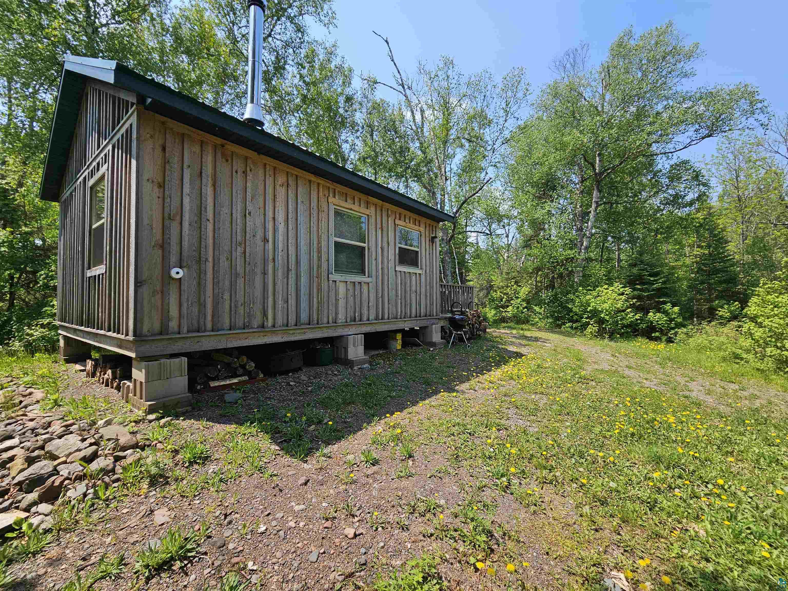 839 Loon Road Two Harbors, MN 55616 - Photo 5 of 26