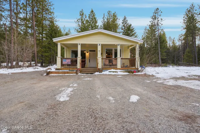 $700,000 | 31480 North Riffle Road, Spirit Lake, ID 83869