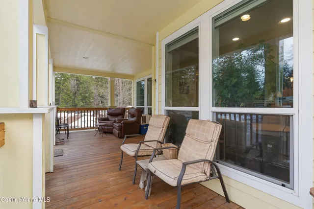 $700,000 | 31480 North Riffle Road, Spirit Lake, ID 83869