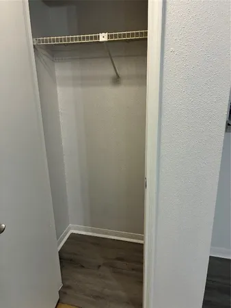 $1,100 | 2121 Hepburn Street, Unit 404, Houston, TX 77054