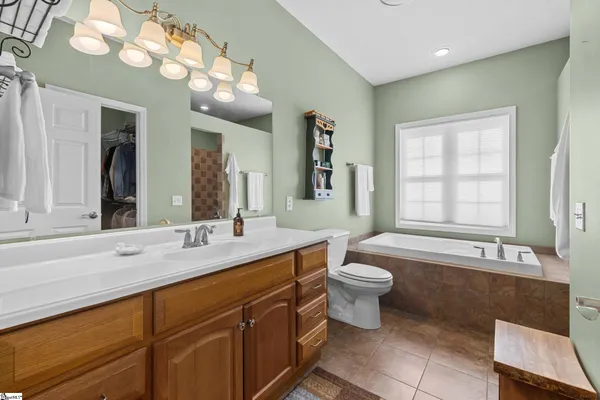 $599,000 | 13009 Danube Circle, Seneca, SC 29672