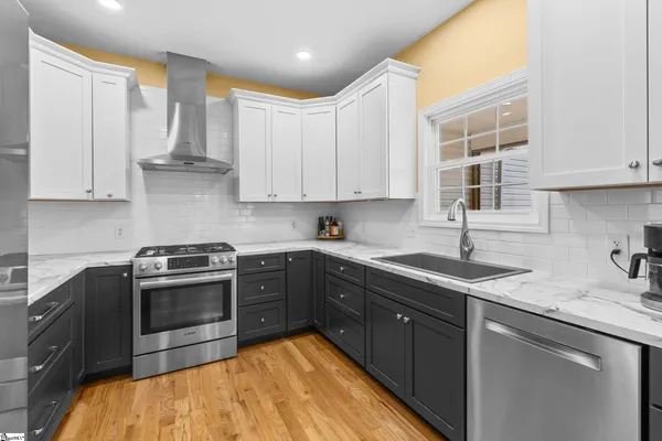 $599,000 | 13009 Danube Circle, Seneca, SC 29672