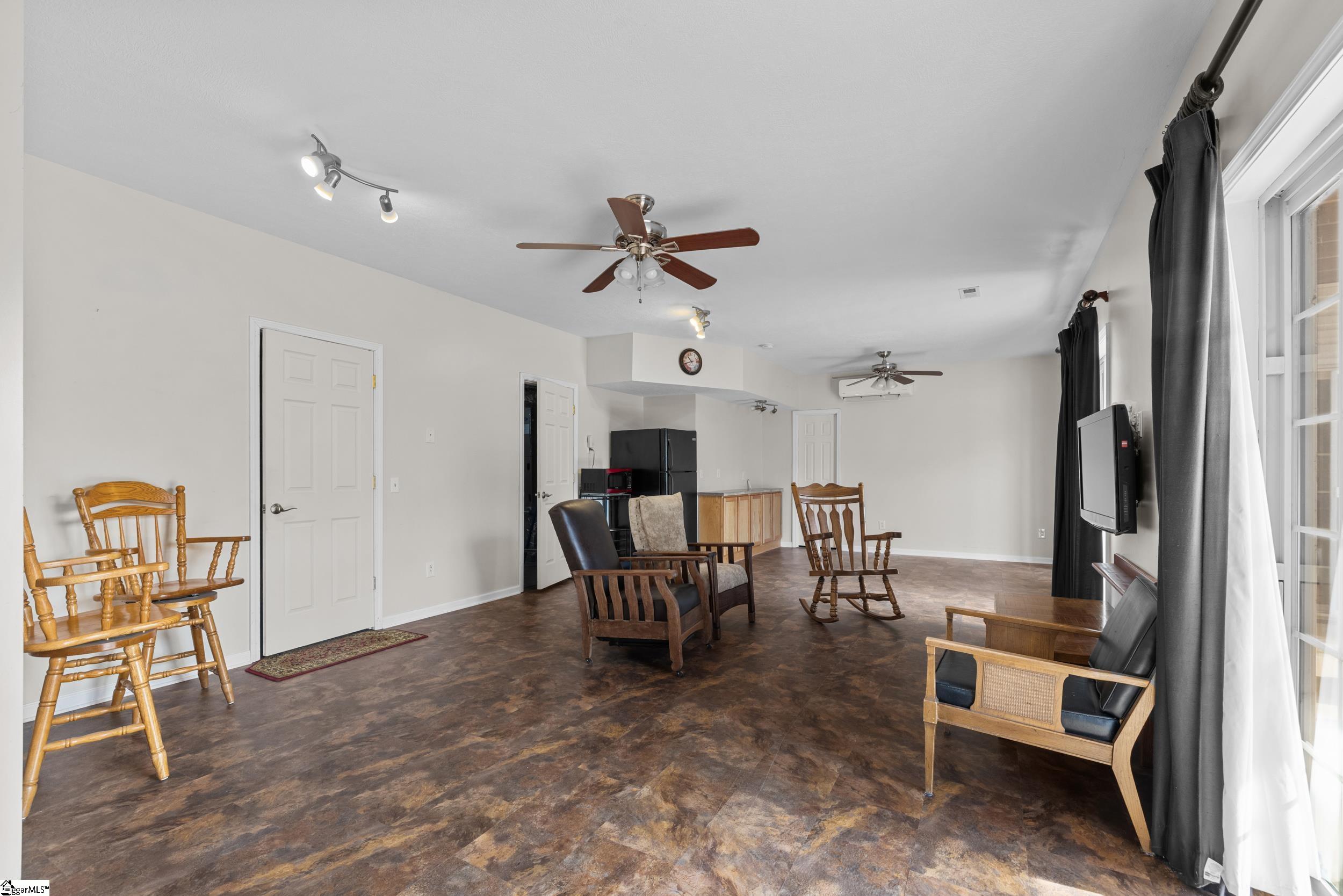 13009 Danube Circle Seneca, SC 29672 - Photo 29 of 46