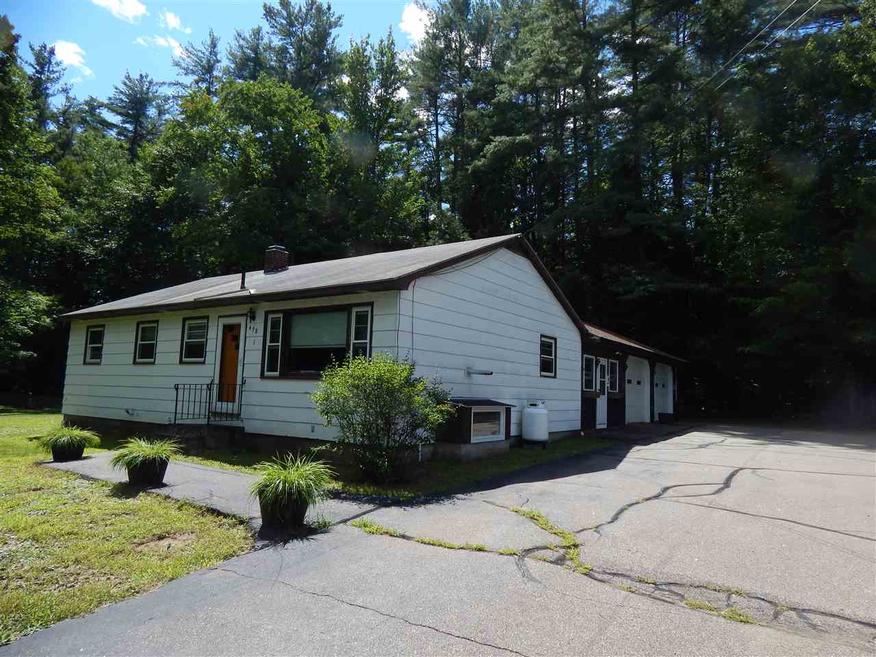 476 Laconia Road Tilton, NH 03276 - Photo 1 of 32