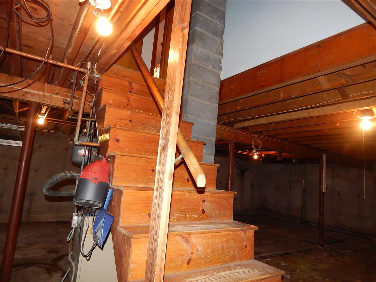 476 Laconia Road Tilton, NH 03276 - Photo 25 of 32
