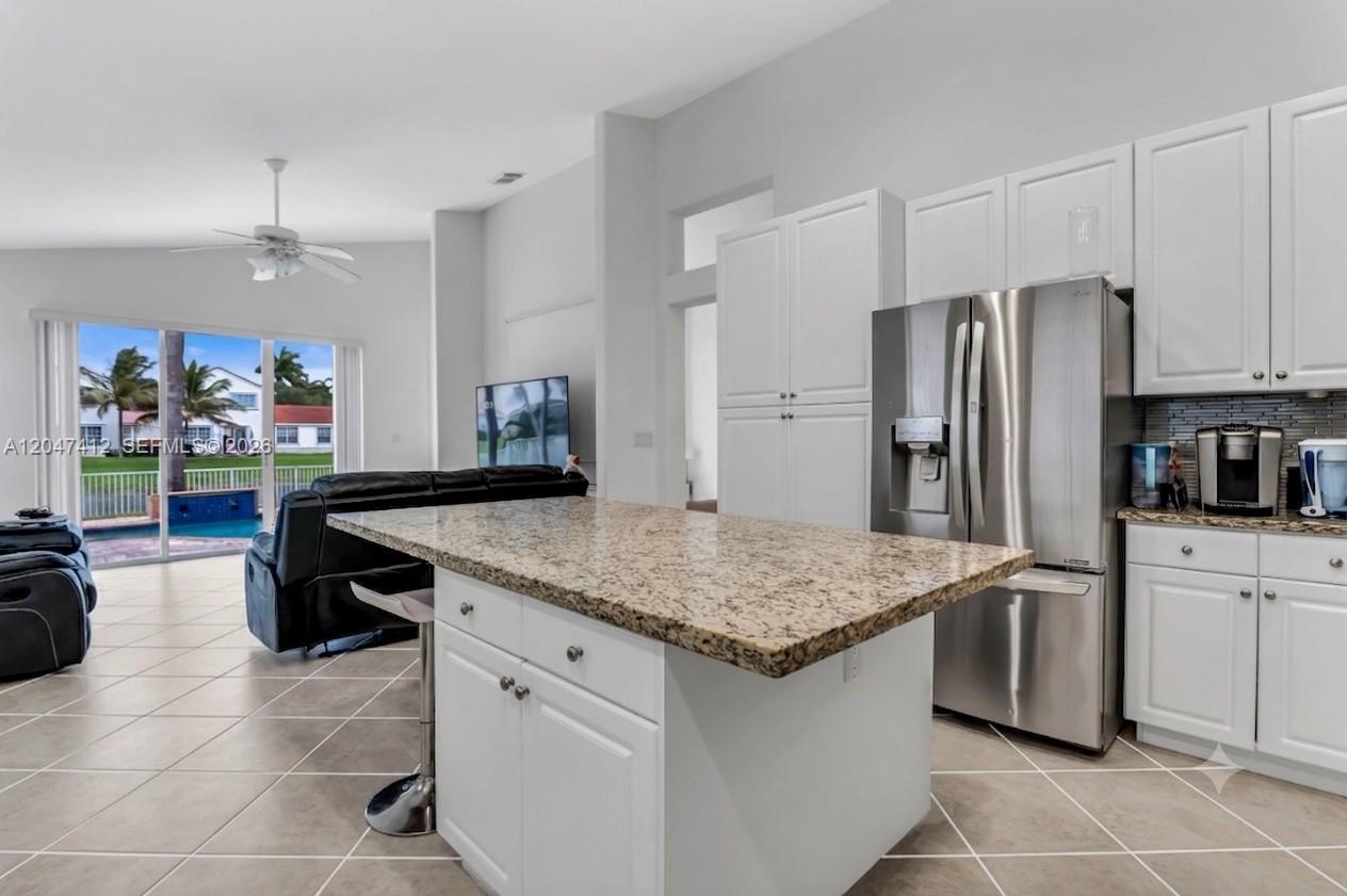 18785 Southwest 29th Street Miramar, FL 33029 - Photo 4 of 36