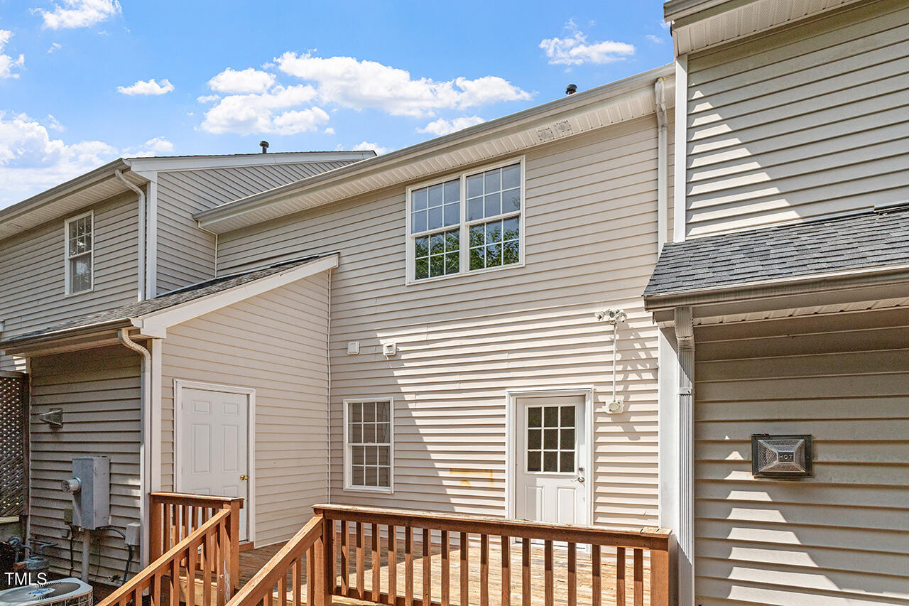 2243 Long Pine Lane Raleigh, NC 27603 - Photo 4 of 34 2243 Long Pine Lane_04